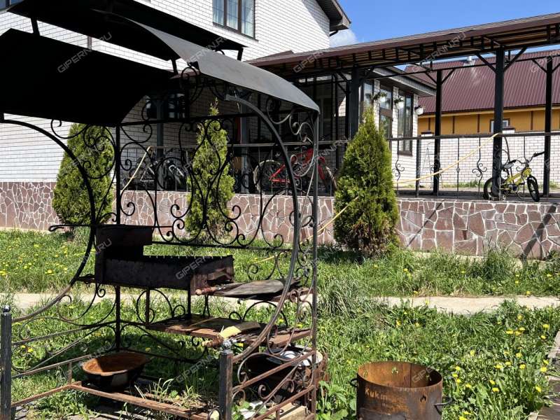 дом на улице Околица деревня Бурцево