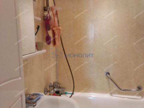 2-komnatnaya-ul-verhnepecherskaya-d-13-k1 фото