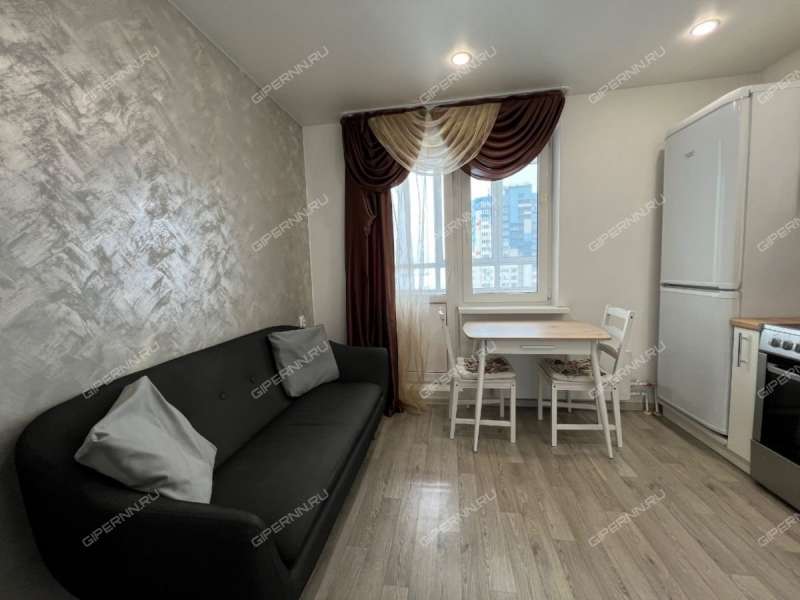 однокомнатная квартира на Волжской набережной дом 23