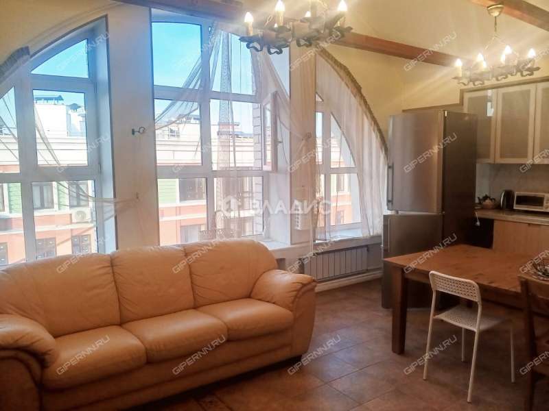 трёхкомнатная квартира на Алексеевской улице дом 20Б