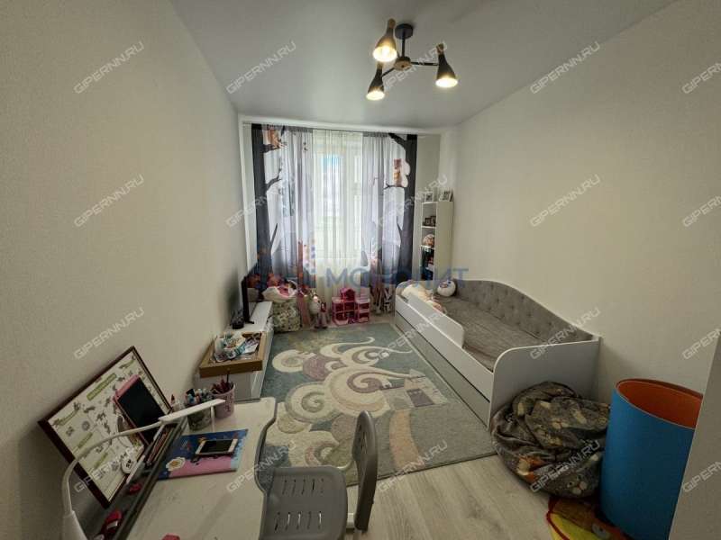 трёхкомнатная квартира на улице Коммуны дом 35