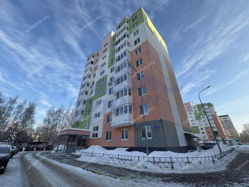 трёхкомнатная квартира на Мончегорской улице дом 12, к6