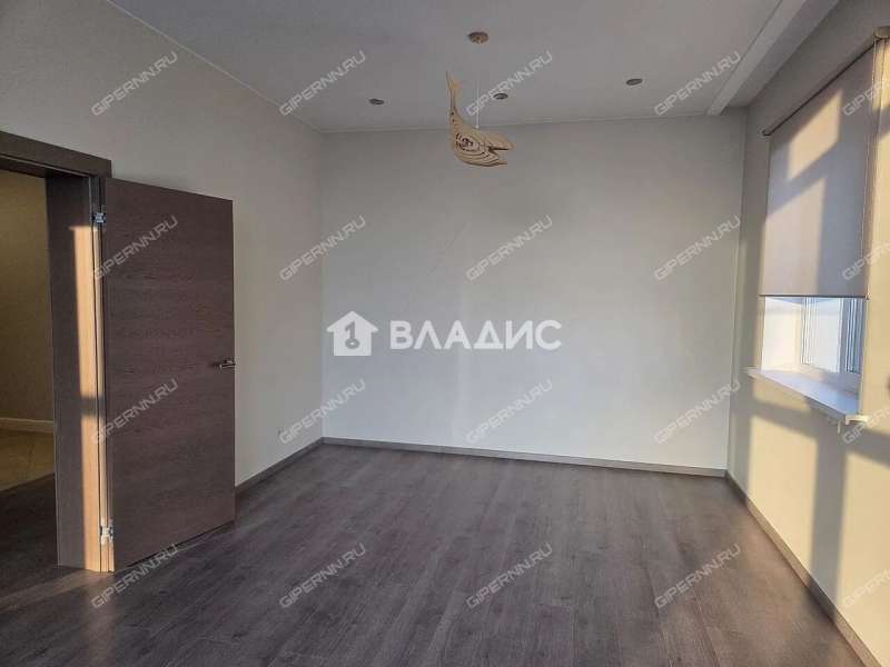 трёхкомнатная квартира в Корейском переулке дом 8