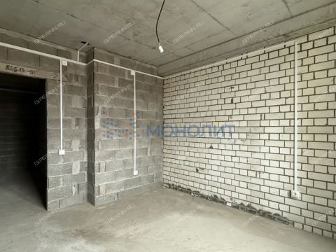 4-komnatnaya-ul-poltavskaya-d-15 фото