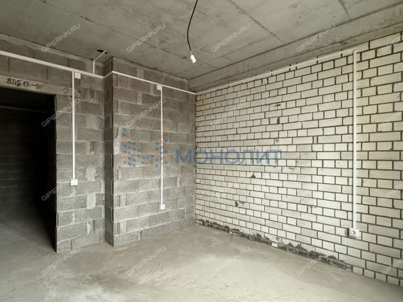 четырёхкомнатная квартира на Полтавской улице дом 15