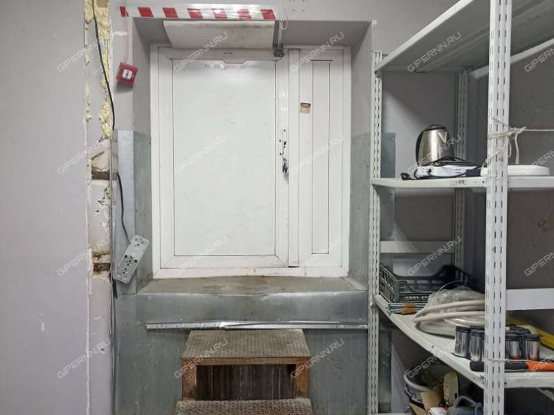 помещение под помещение свободного назначения, торговую площадь на улице Белинского