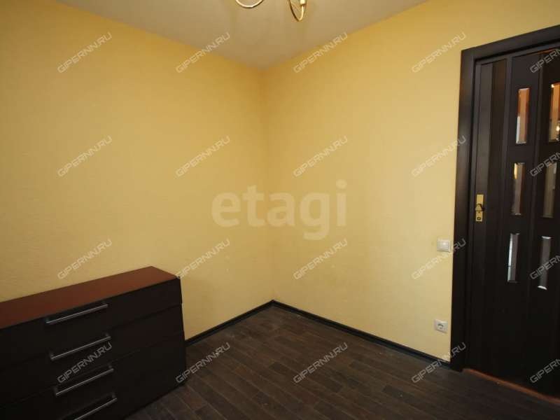 трёхкомнатная квартира на улице Верхнепечёрская дом 7 к2