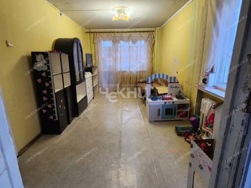 трёхкомнатная квартира на Берёзовской улице дом 112