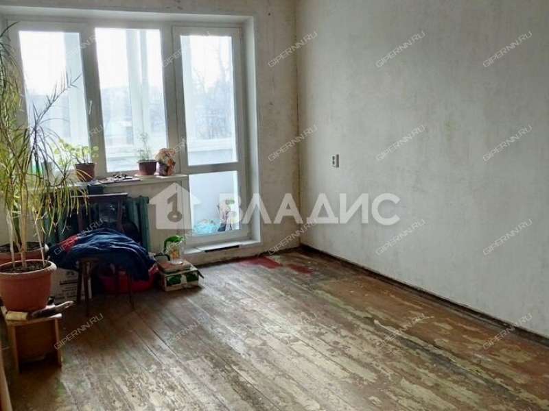 трёхкомнатная квартира на улице Сергея Тюленина дом 20