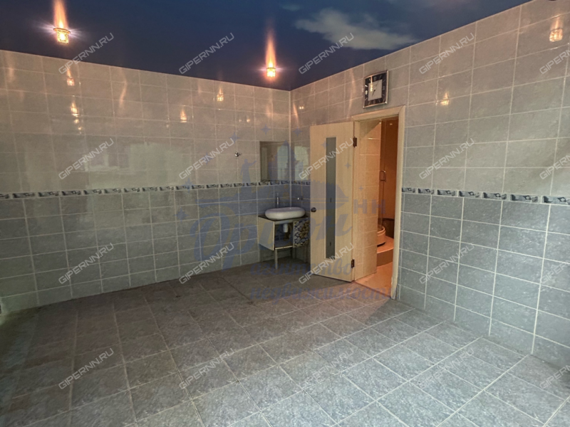 помещение под помещение свободного назначения на улице Мирошникова