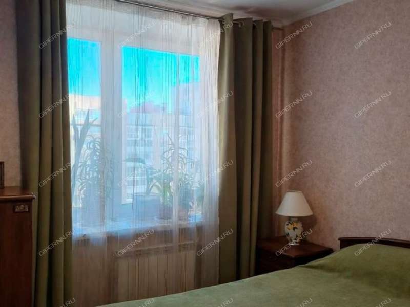 трёхкомнатная квартира на улице Ванеева дом 229