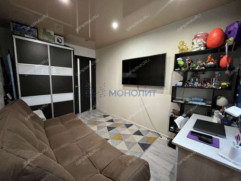 трёхкомнатная квартира на Южном шоссе дом 20