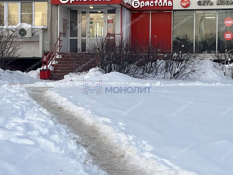 помещение под помещение свободного назначения, торговую площадь на улице Карла Маркса