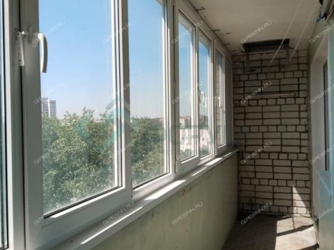1-komnatnaya-ul-zarechnaya-d-3 фото