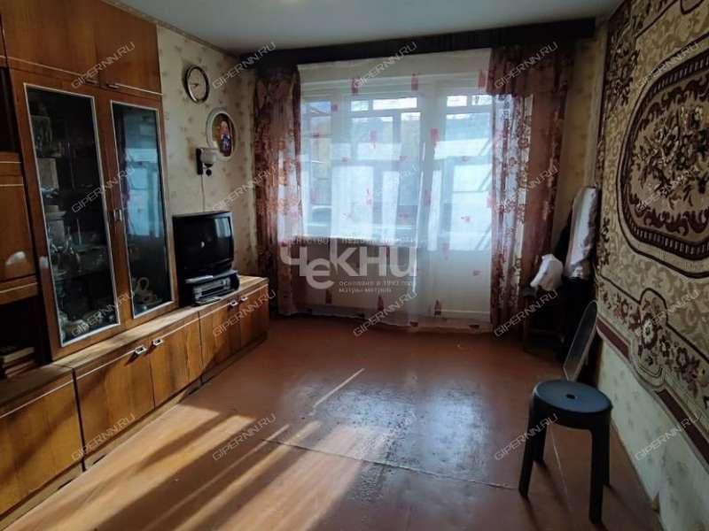 двухкомнатная квартира на проспекте Бусыгина дом 18