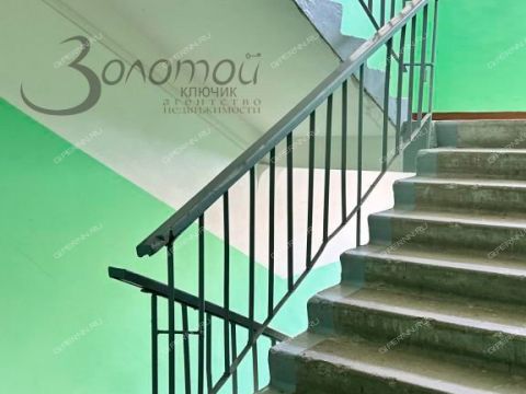 2-komnatnaya-ul-krasnodoncev-d-13 фото