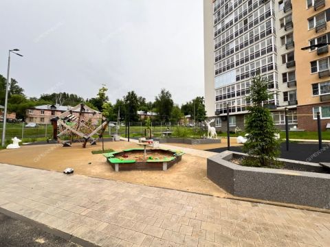 3-komnatnaya-ul-vladimira-luzyanina-d-2 фото