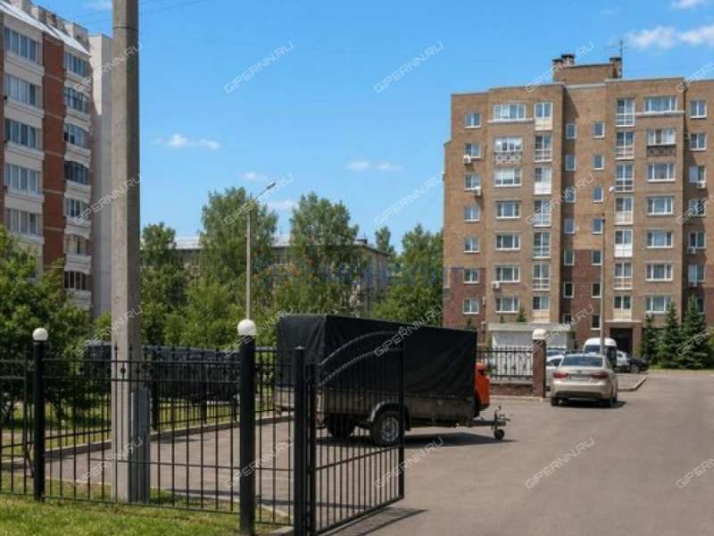 трёхкомнатная квартира на Молодёжном проспекте дом 38