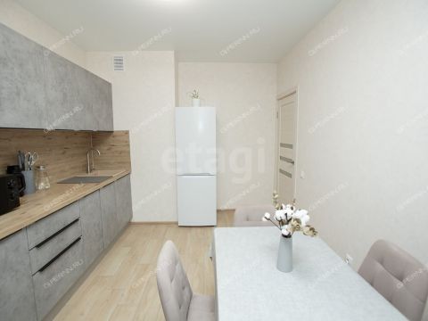 1-komnatnaya-ul-akademika-saharova-d-97-k1 фото