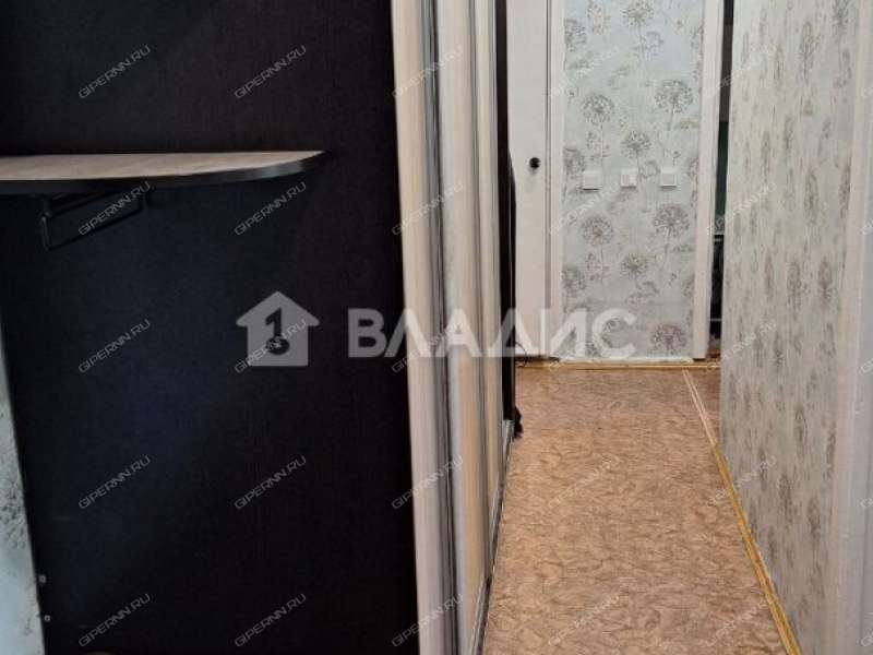 трёхкомнатная квартира на улице Героя Советского Союза Усилова дом 1 к4