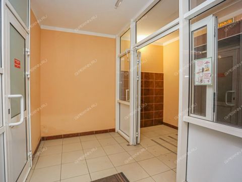 2-komnatnaya-ul-rodionova-d-43 фото