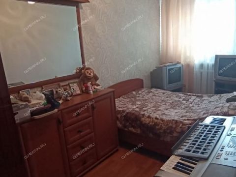 3-komnatnaya-ul-sutyrina-d-18 фото