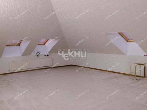 6-komnatnaya-sezd-pochtovyy-d-15a фото