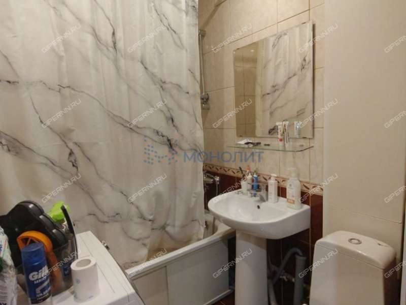 двухкомнатная квартира на улице Шаляпина дом 1