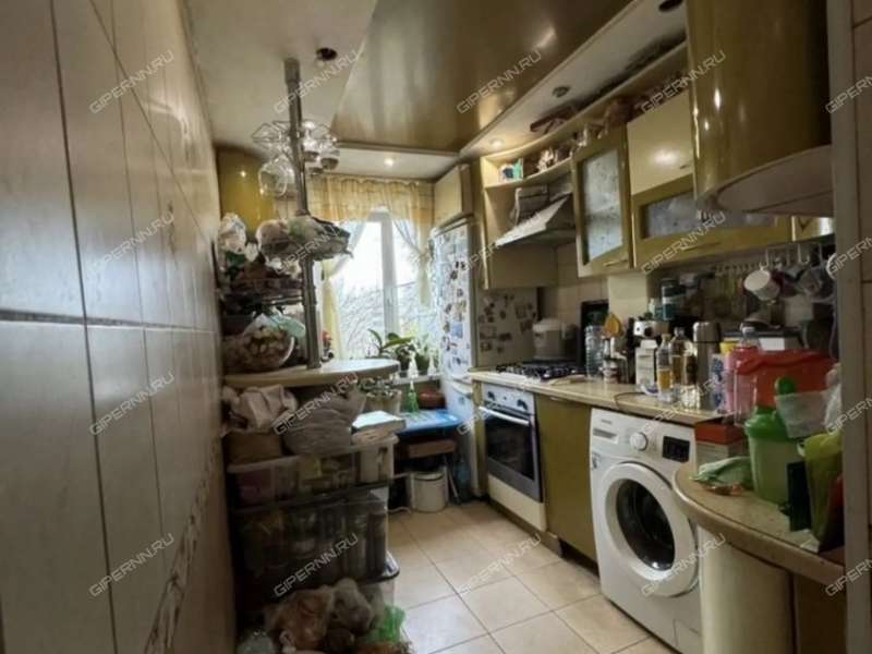 трёхкомнатная квартира на Подворной улице дом 1