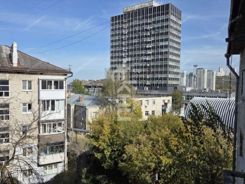 трёхкомнатная квартира на проспекте Ленина дом 10а