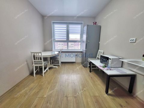 2-komnatnaya-ul-profinterna-d-17 фото