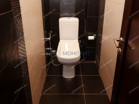 2-komnatnaya-nab-volzhskaya-d-8 фото