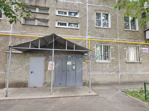 2-komnatnaya-ul-admirala-makarova-d-6-k2 фото