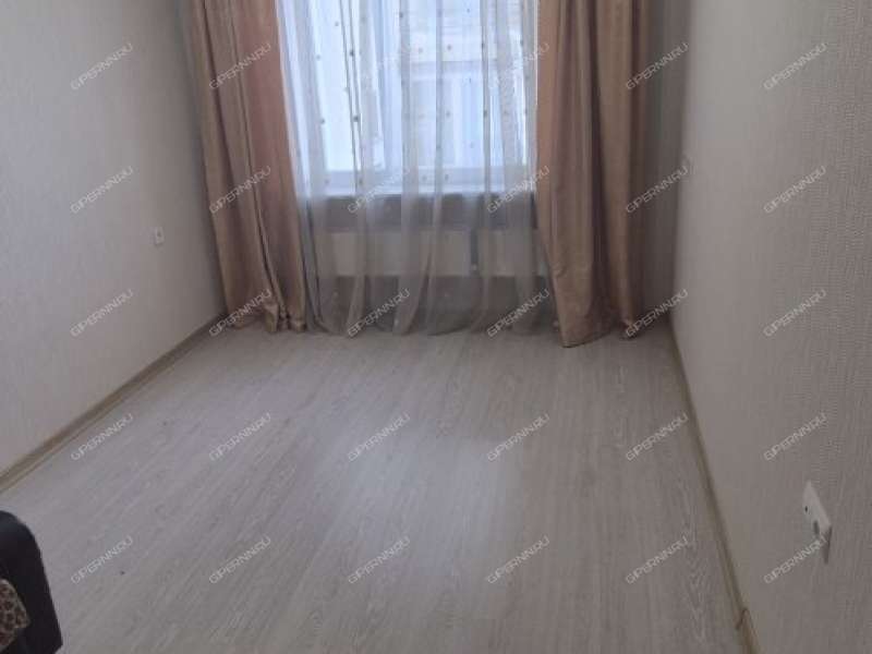 четырёхкомнатная квартира на Керченской улице дом 22