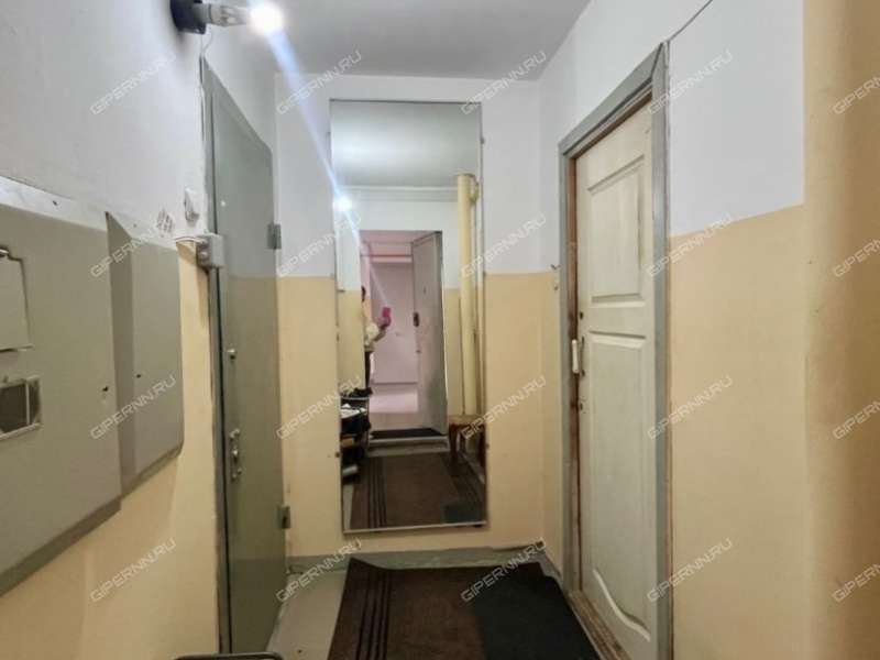трёхкомнатная квартира на Полтавской улице дом 24