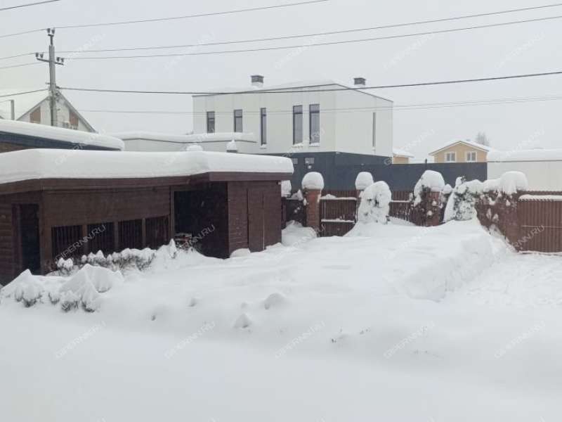 дом на Новой улице село Большая Ельня