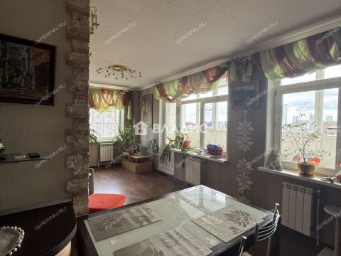3-komnatnaya-ul-timiryazeva-d-35 фото