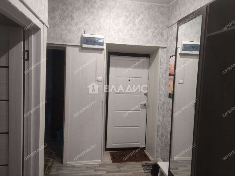 трёхкомнатная квартира на шоссе Жиркомбината дом 10