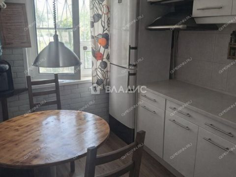 4-komnatnaya-ul-radio-d-3 фото