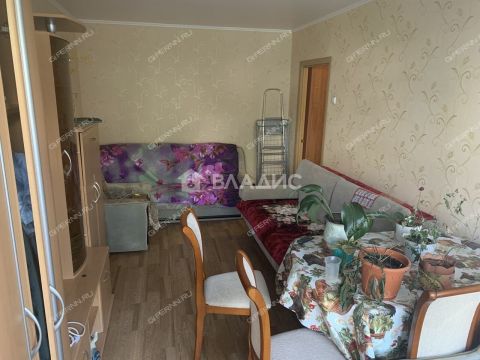 2-komnatnaya-ul-sergeya-esenina-d-38 фото