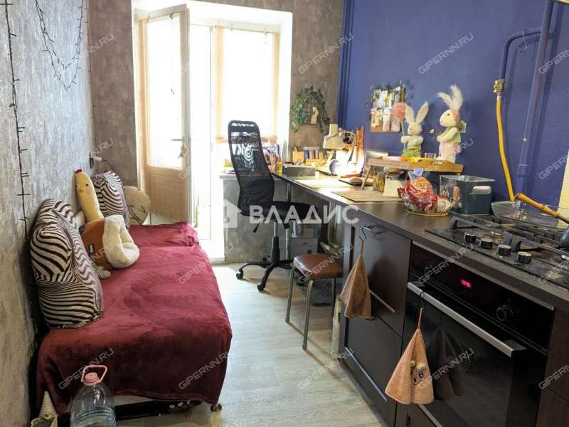 двухкомнатная квартира на проспекте Бусыгина дом 60