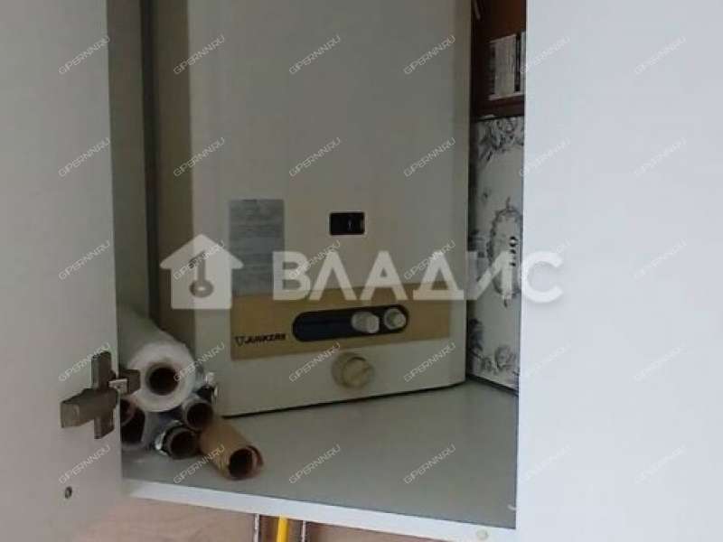 четырёхкомнатная квартира на Школьной улице дом 26 посёлок Ждановский