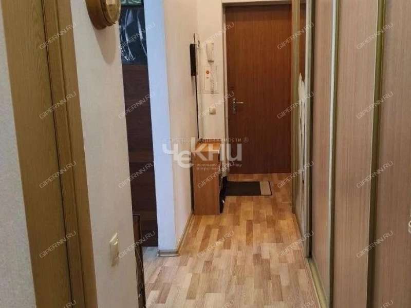 трёхкомнатная квартира на улице Минина дом 1