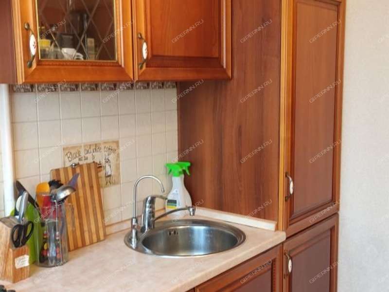 трёхкомнатная квартира на улице Коминтерна дом 22