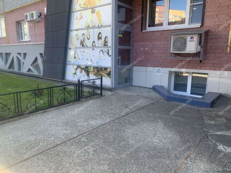 помещение под помещение свободного назначения на проспекте Победы город Кстово