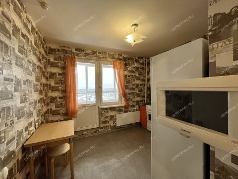 1-komnatnaya-ul-verhnepecherskaya-d-15-k1 фото