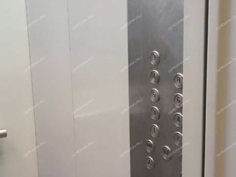 2-komnatnaya-b-r-zarechnyy-d-1 фото